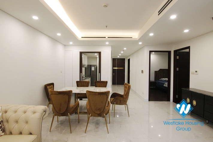 Apartment 3 bedroom for rent in 44 Yen Phu Building 